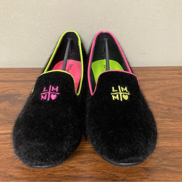 NWT Quirky & Cute Little Miss Matched Black Furry Loafers 9 - Picture 2 of 12